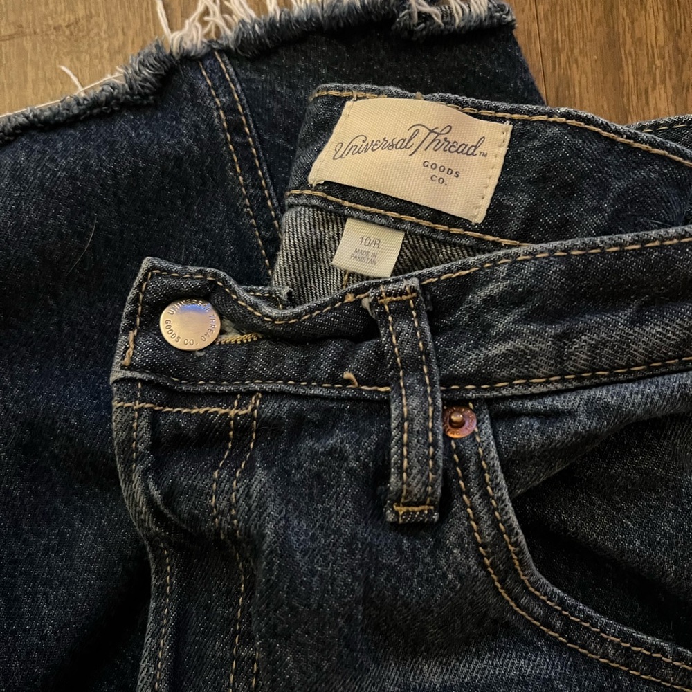 Universal Thread Women's Barrel Wide Leg Jeans - Dark Blue - Picture 6 of 6